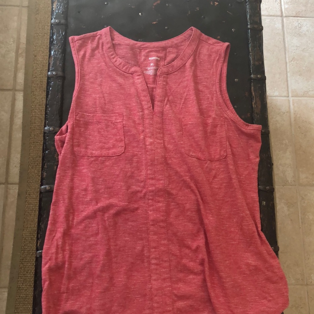 Tank, Red